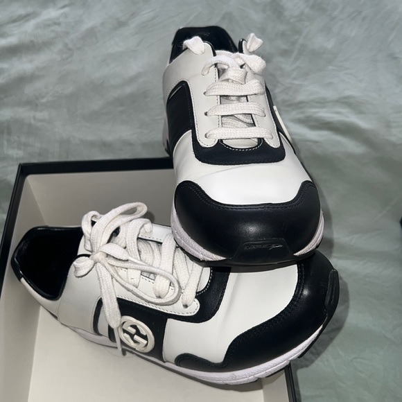 Gucci sneakers - Picture 1 of 7
